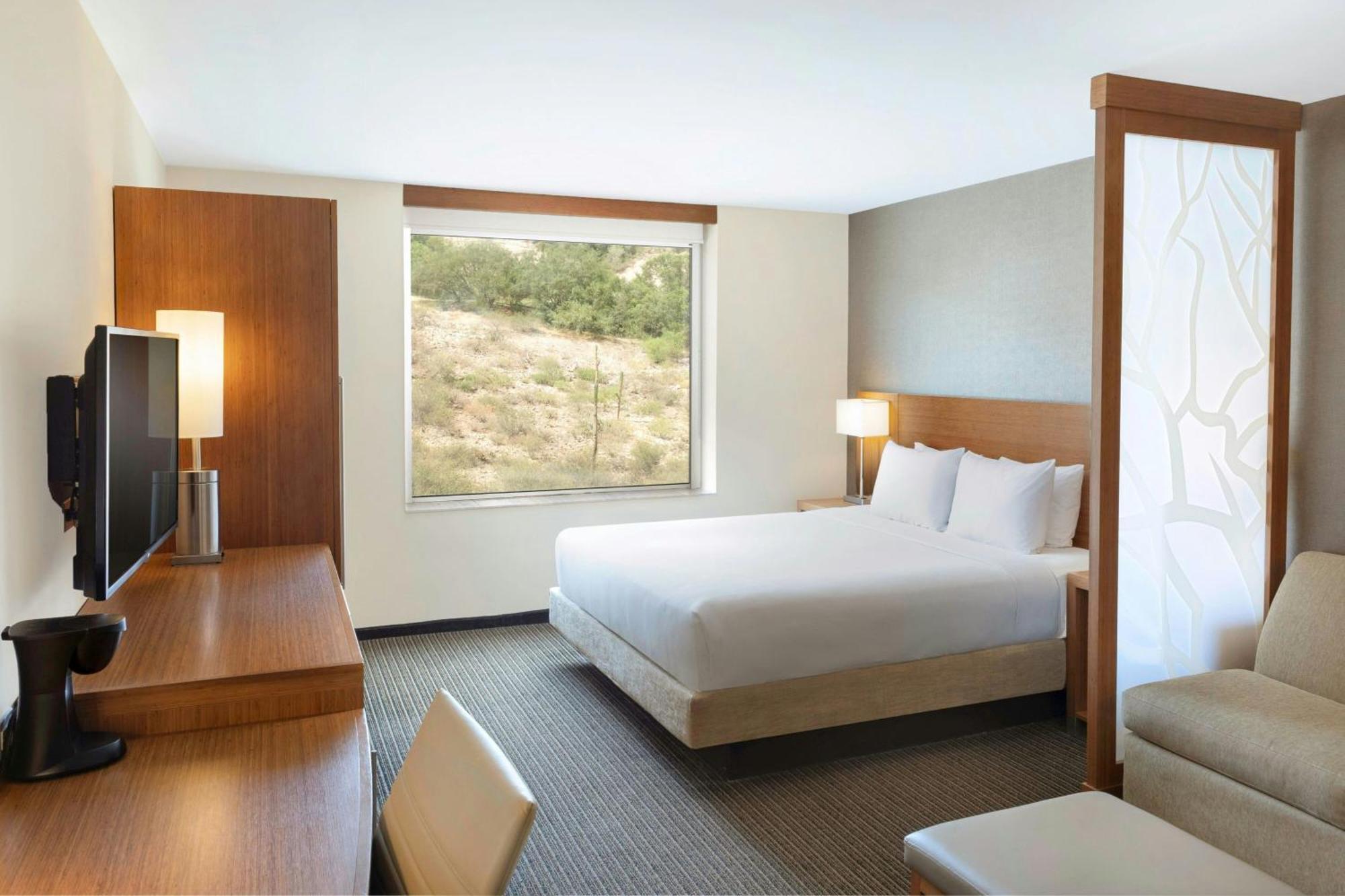 Standard King Room,1632270588:JPEG