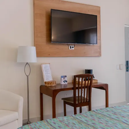 The Westmarine Waterfront Hotel-2